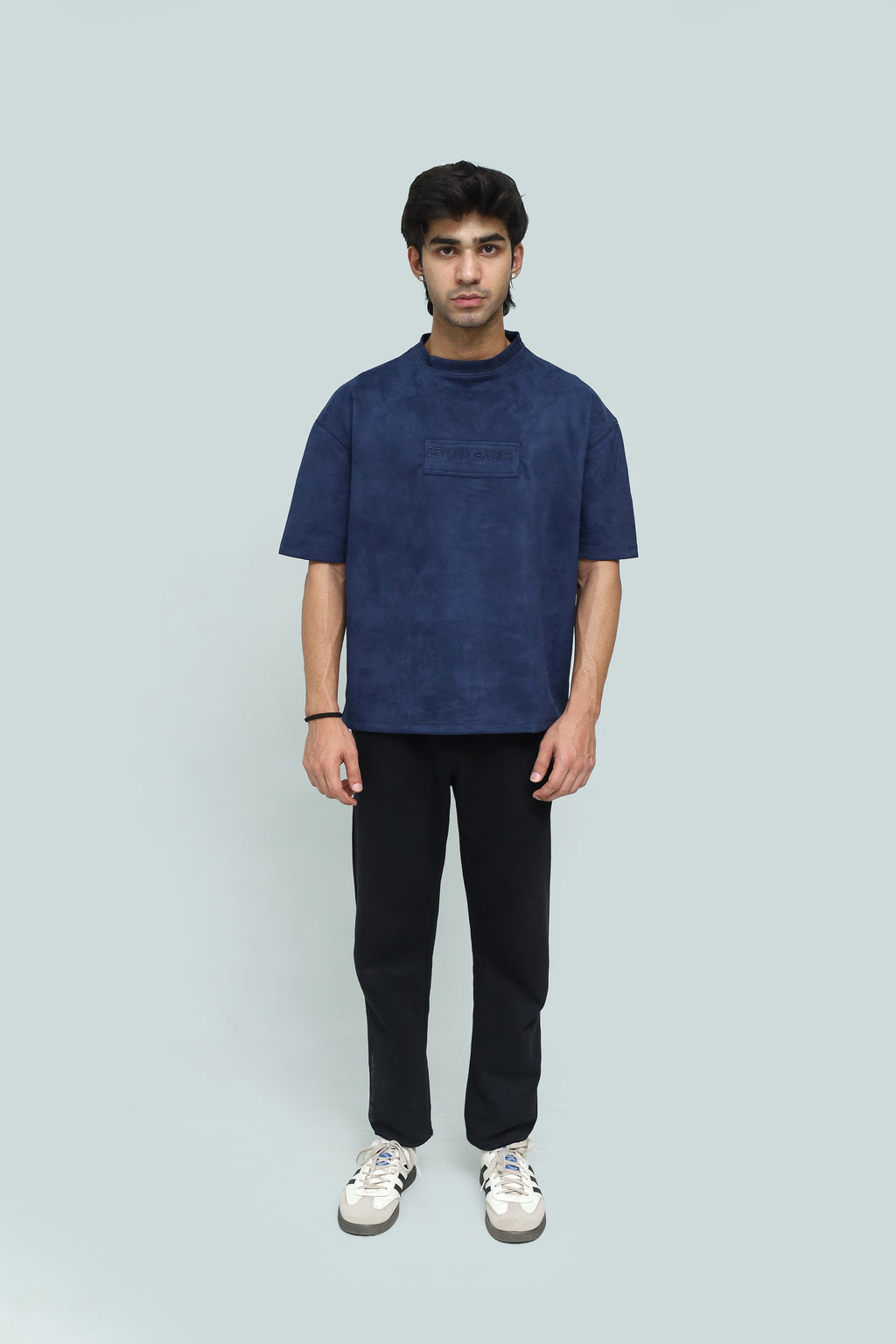 MIDNIGHT ALCANTARA T-SHIRT