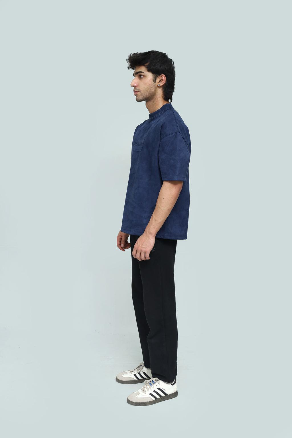 MIDNIGHT ALCANTARA T-SHIRT