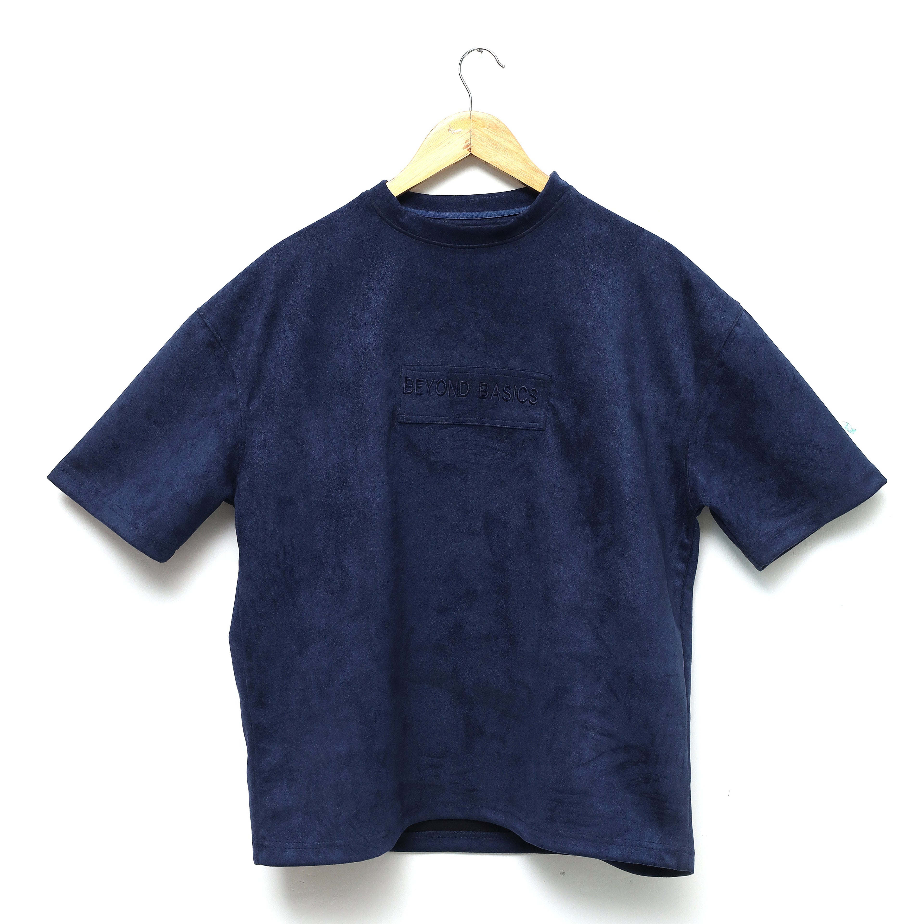 MIDNIGHT ALCANTARA T-SHIRT