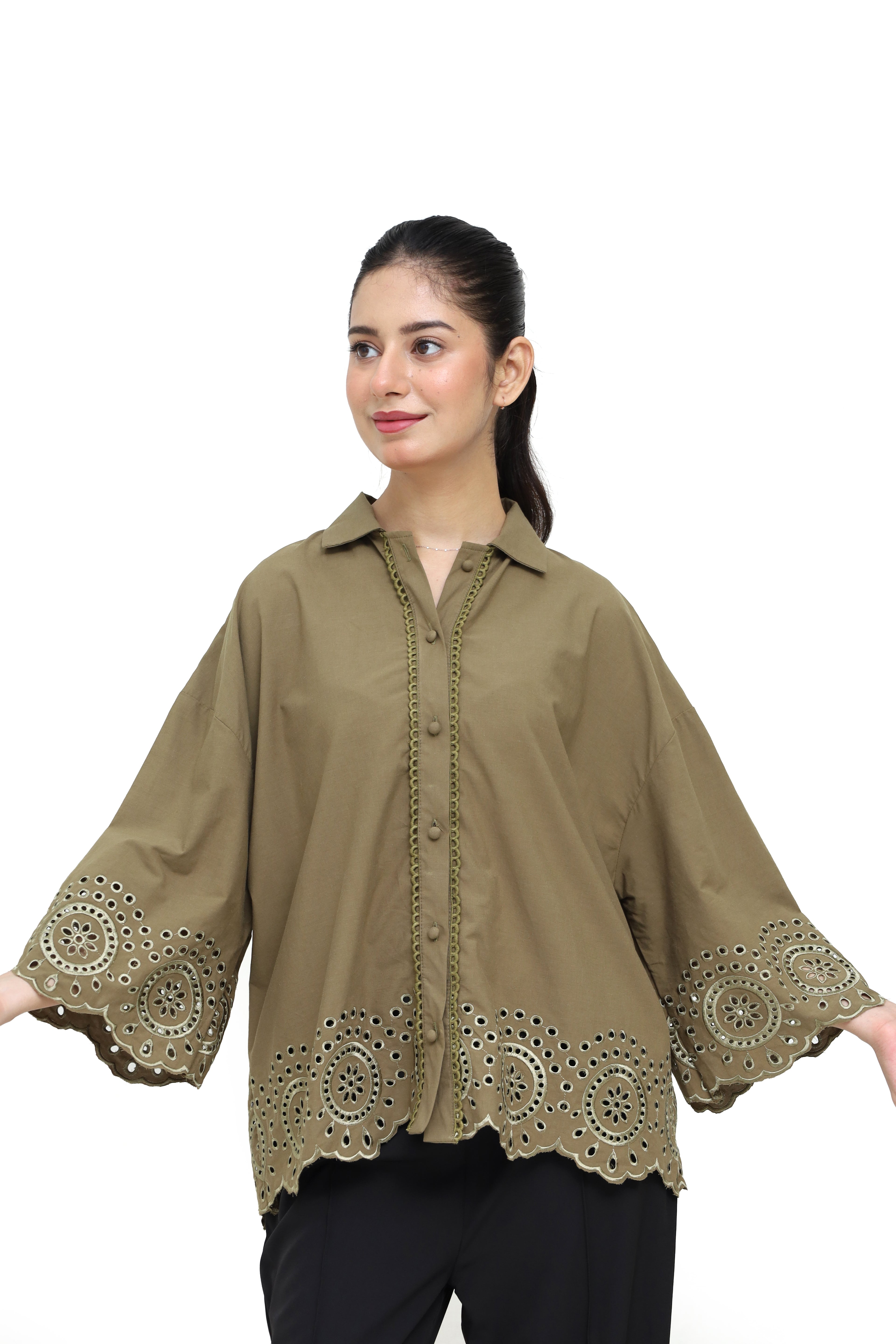 SAGE COURTYARD SHIRT